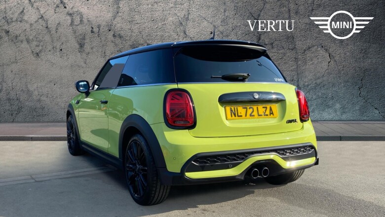 MINI Hatchback 2.0 Cooper S Exclusive 3dr Auto Petrol Hatchback